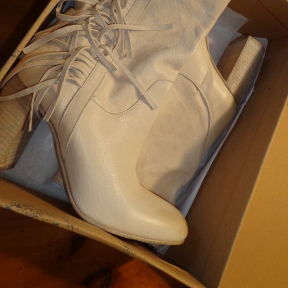 NIB FREE PEOPLE Wild Rose Slouch Boot 36 Ivory Italy Leather Fringe NO DISCOUNTS - Picture 15 of 15